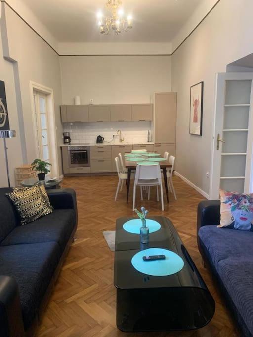 Florianska Grand Apartment 2 Krakow Ngoại thất bức ảnh