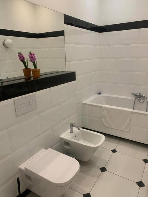 Florianska Grand Apartment 2 Krakow Ngoại thất bức ảnh
