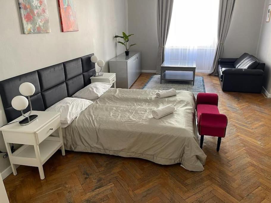 Florianska Grand Apartment 2 Krakow Ngoại thất bức ảnh