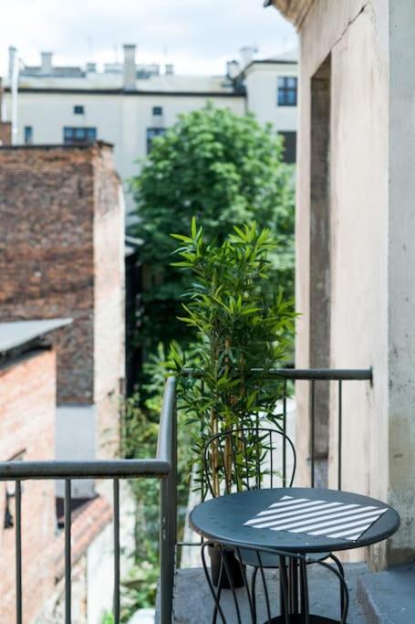 Florianska Grand Apartment 2 Krakow Ngoại thất bức ảnh